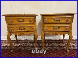 Elegant Pair Of French Carved Oak Bedside Chest Of Drawers/tables Circa 1950