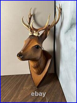 Vintage Pair of 2 Hand Carved Wood Deer Head Wall Decor Hanging Art Carvings 11