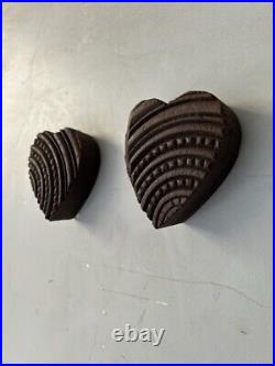 Vintage Style Wooden Hand Carved Heart Shape Wall Hanging Bracket Pair Set Of 2
